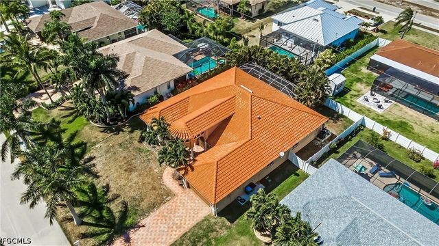2817 SW 42nd LN, Cape Coral, FL 33914