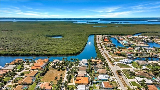 2817 SW 42nd LN, Cape Coral, FL 33914