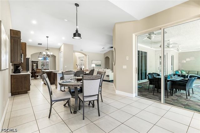 2817 SW 42nd LN, Cape Coral, FL 33914