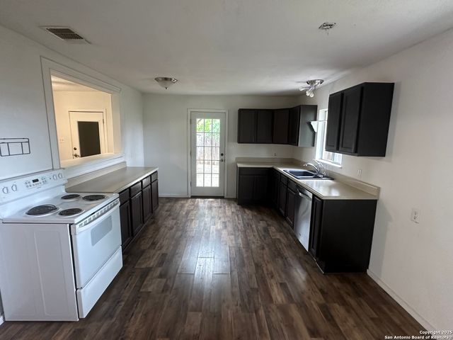 15314 Oak, Lytle, TX 78052