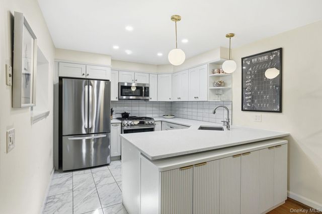 599 Midland 3-5, Rye, NY 10580