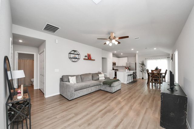 139 Reese Ravine Lane, Magnolia, TX 77354