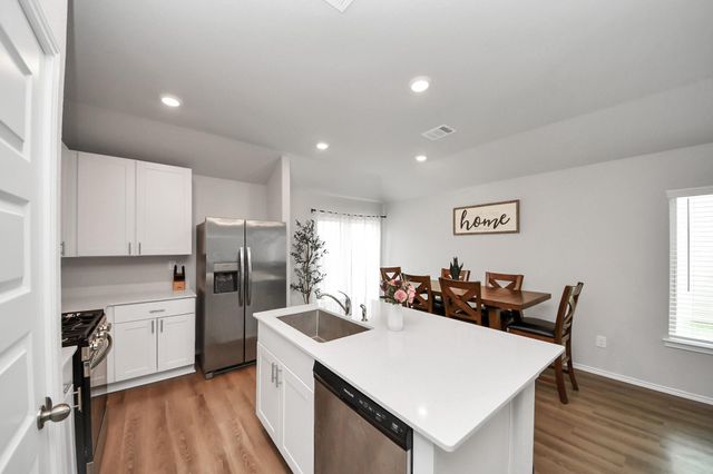 139 Reese Ravine Lane, Magnolia, TX 77354