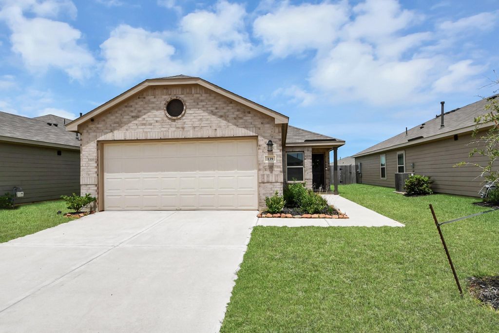 139 Reese Ravine Lane, Magnolia, TX 77354