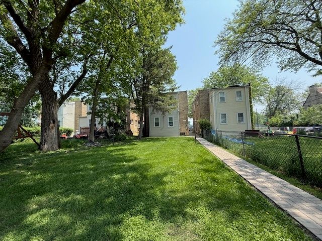 1504 Pitner Avenue, Evanston, IL 60201