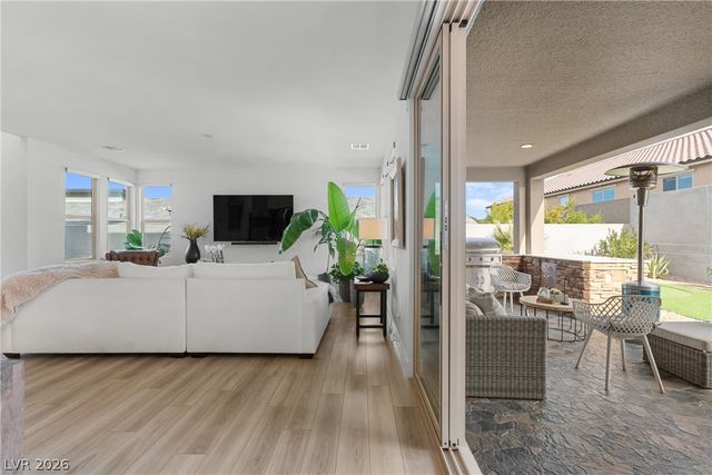 7230 Galaxy Dune Street, Las Vegas, NV 89148