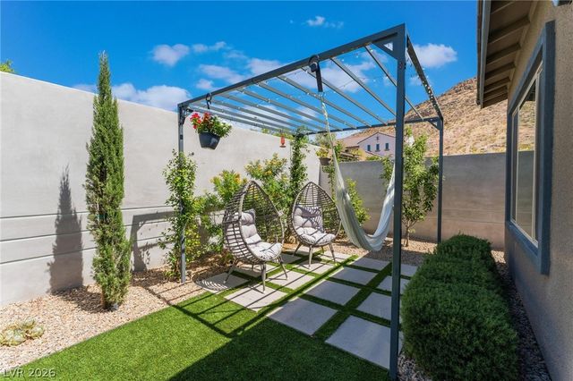 7230 Galaxy Dune Street, Las Vegas, NV 89148