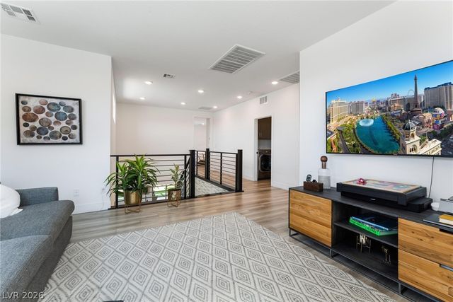 7230 Galaxy Dune Street, Las Vegas, NV 89148