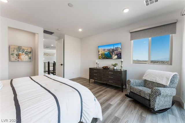 7230 Galaxy Dune Street, Las Vegas, NV 89148