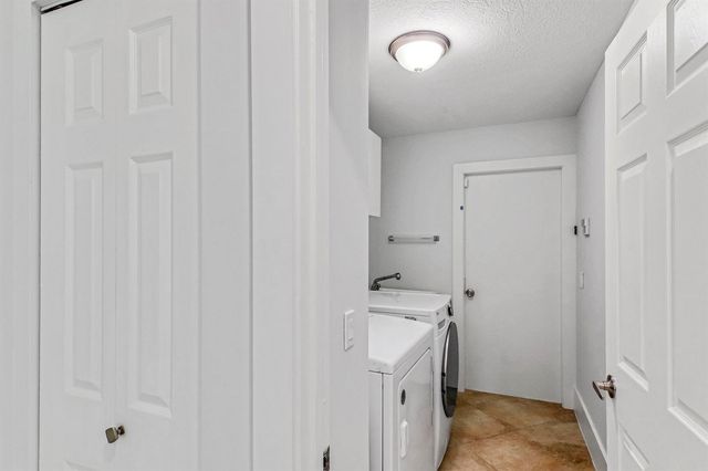 1685 SW Schleicher Lane, Port St. Lucie, FL 34984