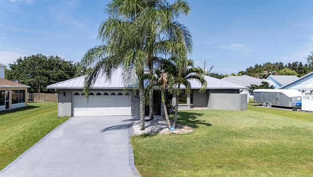 1685 SW Schleicher Lane, Port St. Lucie, FL 34984