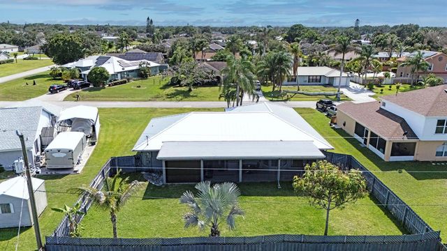 1685 SW Schleicher Lane, Port St. Lucie, FL 34984