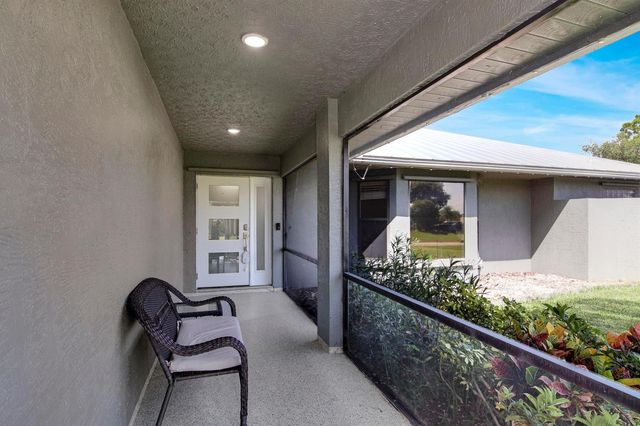 1685 SW Schleicher Lane, Port St. Lucie, FL 34984