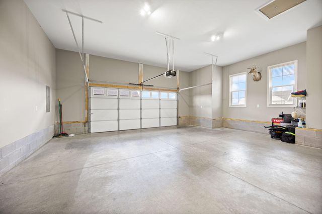 57 Beth Lane, Hustonville, KY 40437