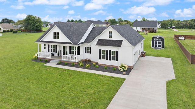 57 Beth Lane, Hustonville, KY 40437