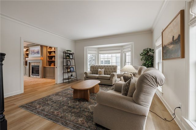 9 Lusk Farm Circle, Pittsford, NY 14534