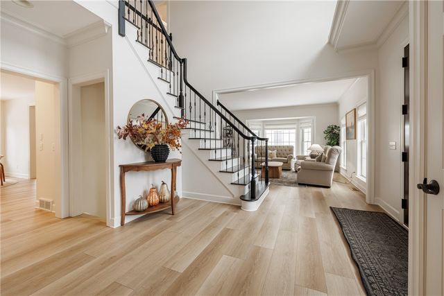 9 Lusk Farm Circle, Pittsford, NY 14534