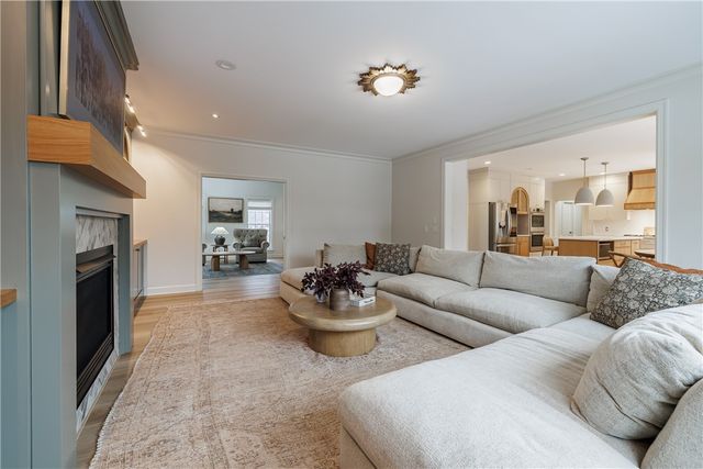 9 Lusk Farm Circle, Pittsford, NY 14534