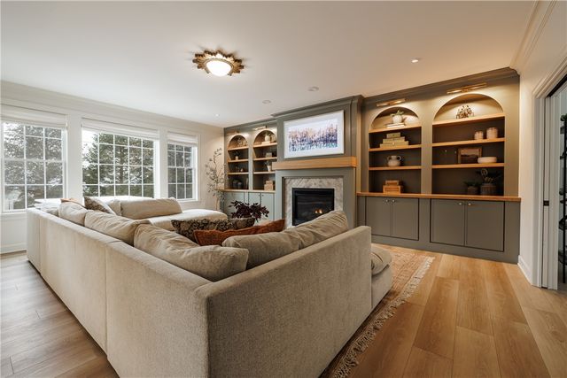 9 Lusk Farm Circle, Pittsford, NY 14534