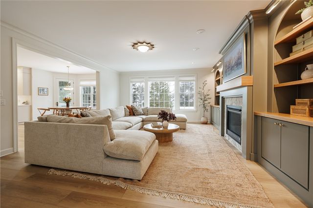 9 Lusk Farm Circle, Pittsford, NY 14534