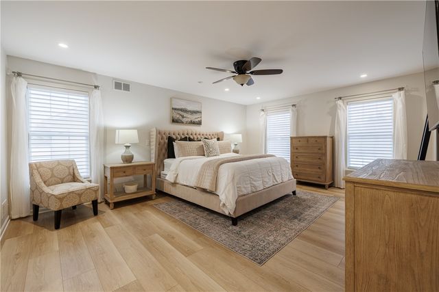 9 Lusk Farm Circle, Pittsford, NY 14534