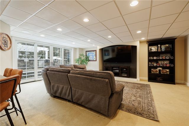 9 Lusk Farm Circle, Pittsford, NY 14534