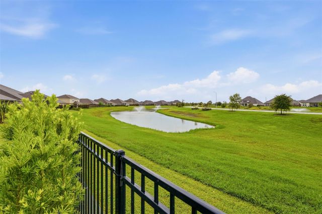 15551 Blue Lake Drive, Mont Belvieu, TX 77523