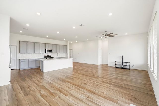 15551 Blue Lake Drive, Mont Belvieu, TX 77523