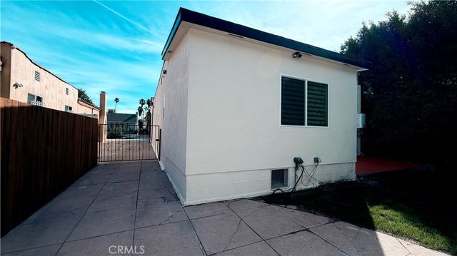 423 S Citrus, Los Angeles, CA 90036
