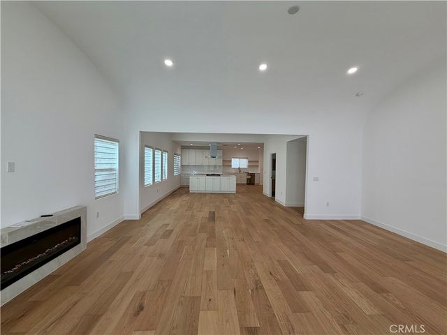 423 S Citrus, Los Angeles, CA 90036