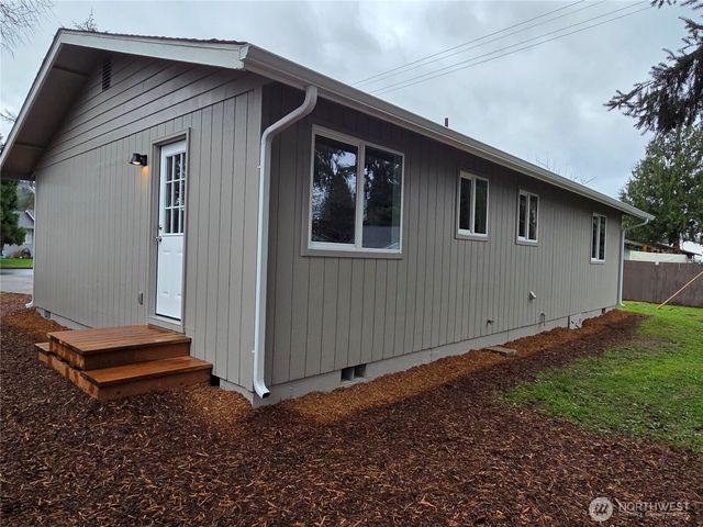 432 SW Diane Street, Castle Rock, WA 98611