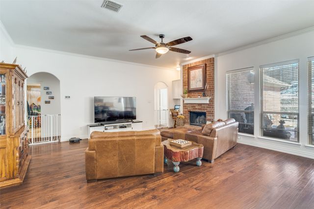 223 Carriage Drive, Willow Park, TX 76087