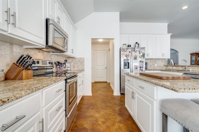 223 Carriage Drive, Willow Park, TX 76087