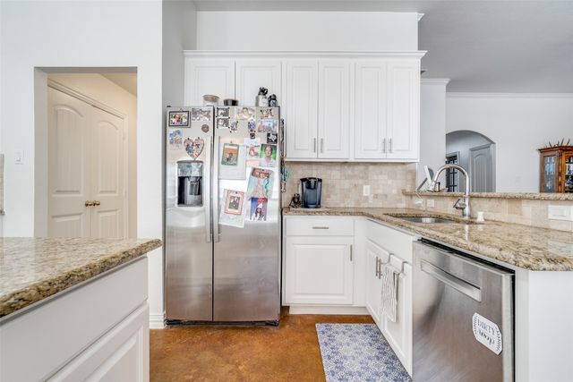 223 Carriage Drive, Willow Park, TX 76087