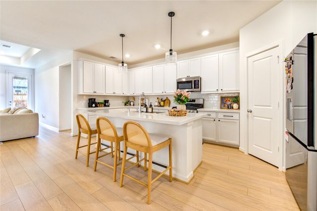 9727 Arrigoni Creek Drive, Cypress, TX 77433