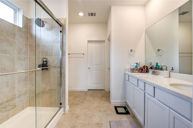 9727 Arrigoni Creek Drive, Cypress, TX 77433