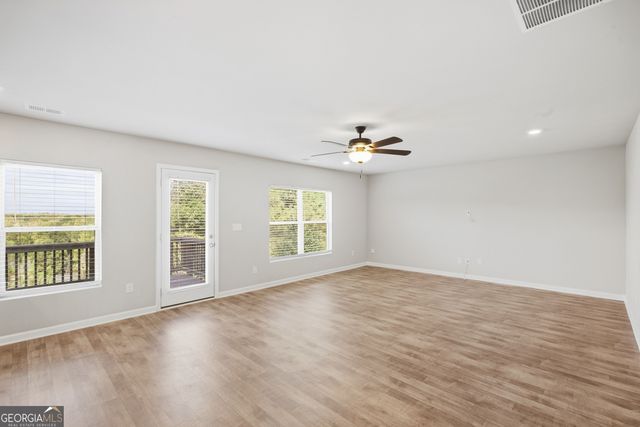 399 Toronto Circle, Hampton, GA 30228