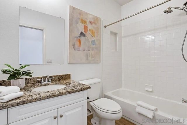 605 Seaward, Carlsbad, CA 92011