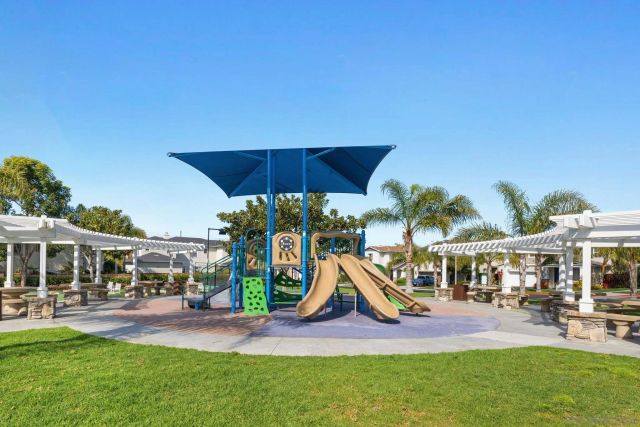 605 Seaward, Carlsbad, CA 92011