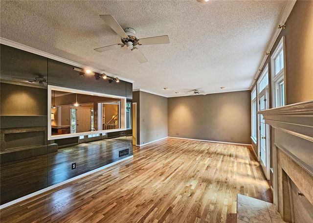254 Riverview Trail 67, Roswell, GA 30075