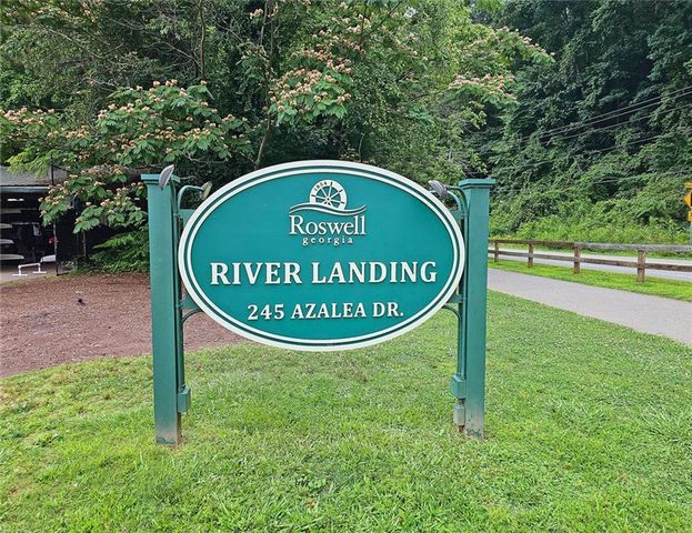 254 Riverview Trail 67, Roswell, GA 30075
