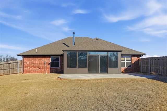 2303 County Road 1330, Blanchard, OK 73010