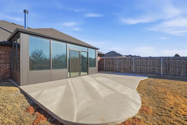 2303 County Road 1330, Blanchard, OK 73010