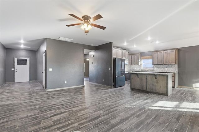 2303 County Road 1330, Blanchard, OK 73010