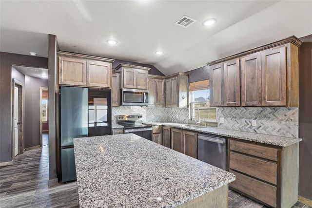 2303 County Road 1330, Blanchard, OK 73010