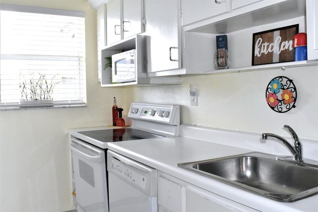 745 SE 19th Avenue 126, Deerfield Beach, FL 33441