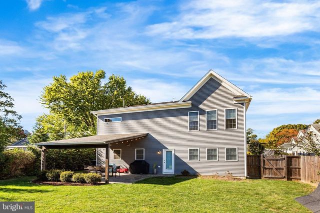 3209 NOTTAGE LN, Falls Church, VA 22042