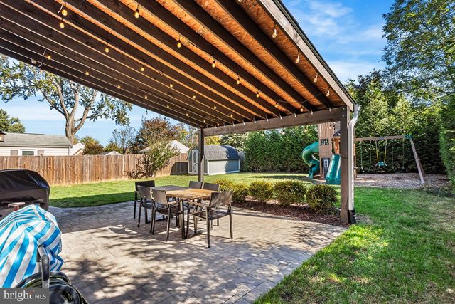 3209 NOTTAGE LN, Falls Church, VA 22042