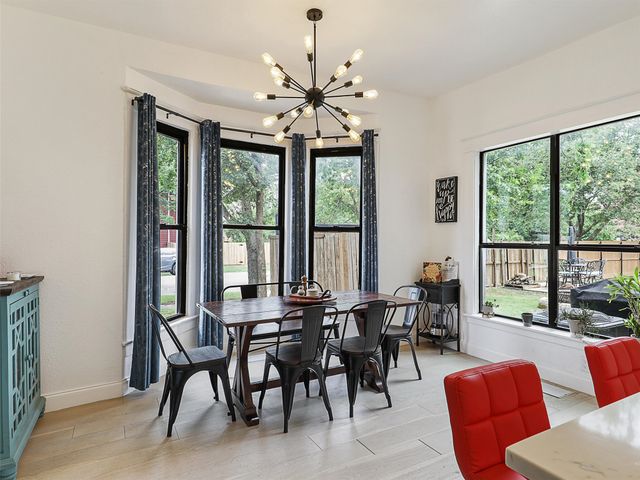 1200 W Walker Street, Denison, TX 75020