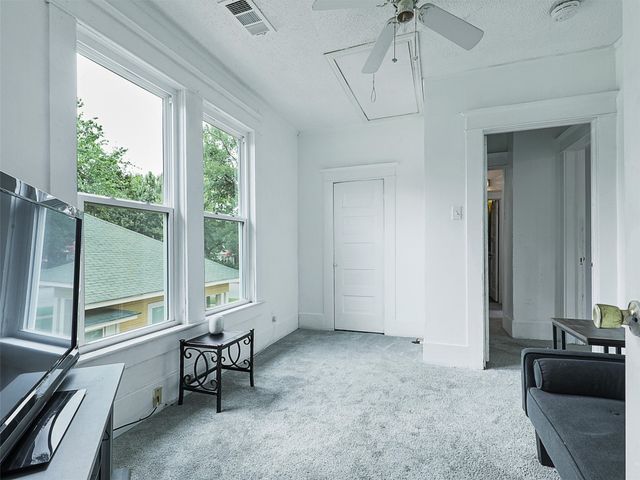 1200 W Walker Street, Denison, TX 75020